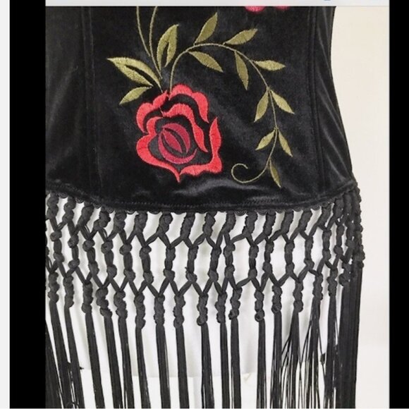 NWOT Victorias Secret Black Velvet Rose Fringe Corset - Picture 3 of 4